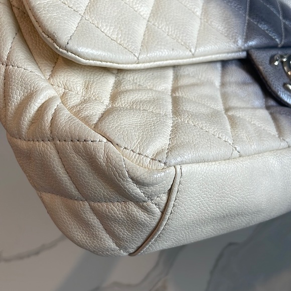 Chanel Jumbo Ivory/Grey ombré stripe bag Limited Edition price firm - Picture 12 of 17